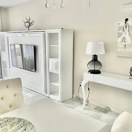 Mi Capricho Beachfront- 9d With Sea Views - Costa Del Sol *